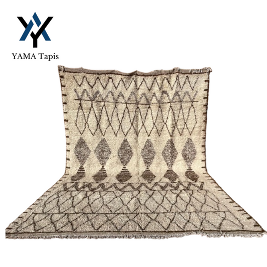 Tapis "Diamants Élégants" 400x300 cm -Beige douce et des motifs en losanges noirs, Idéal pour Chambre à Coucher et Salon