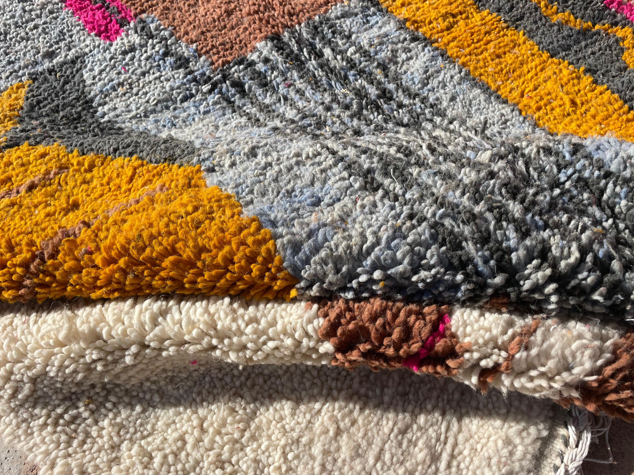 Colorful Moroccan Wool Rug 8.2x5 ft – Handmade Azilal Carpet with Geometric Pattern