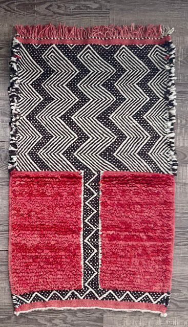 Small Moroccan Rug 3.7x2 ft – Handmade Wool Carpet with Red Blocks and Black & White Wave Motifs for Vibrant and Warm Interior Spaces