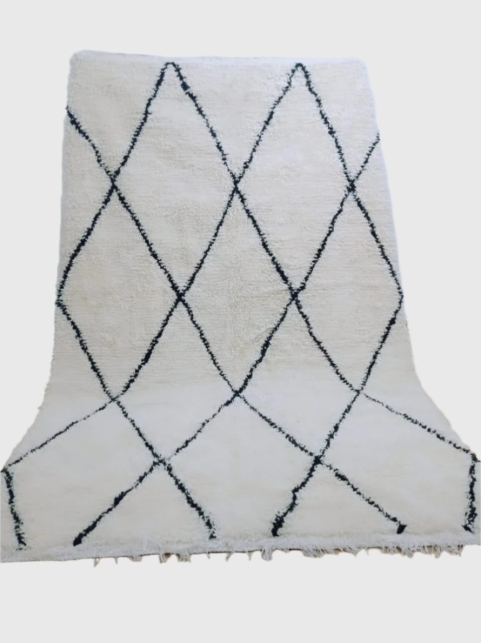 Beige Moroccan Rug – Handwoven Wool Carpet with Diamond Outline Motif