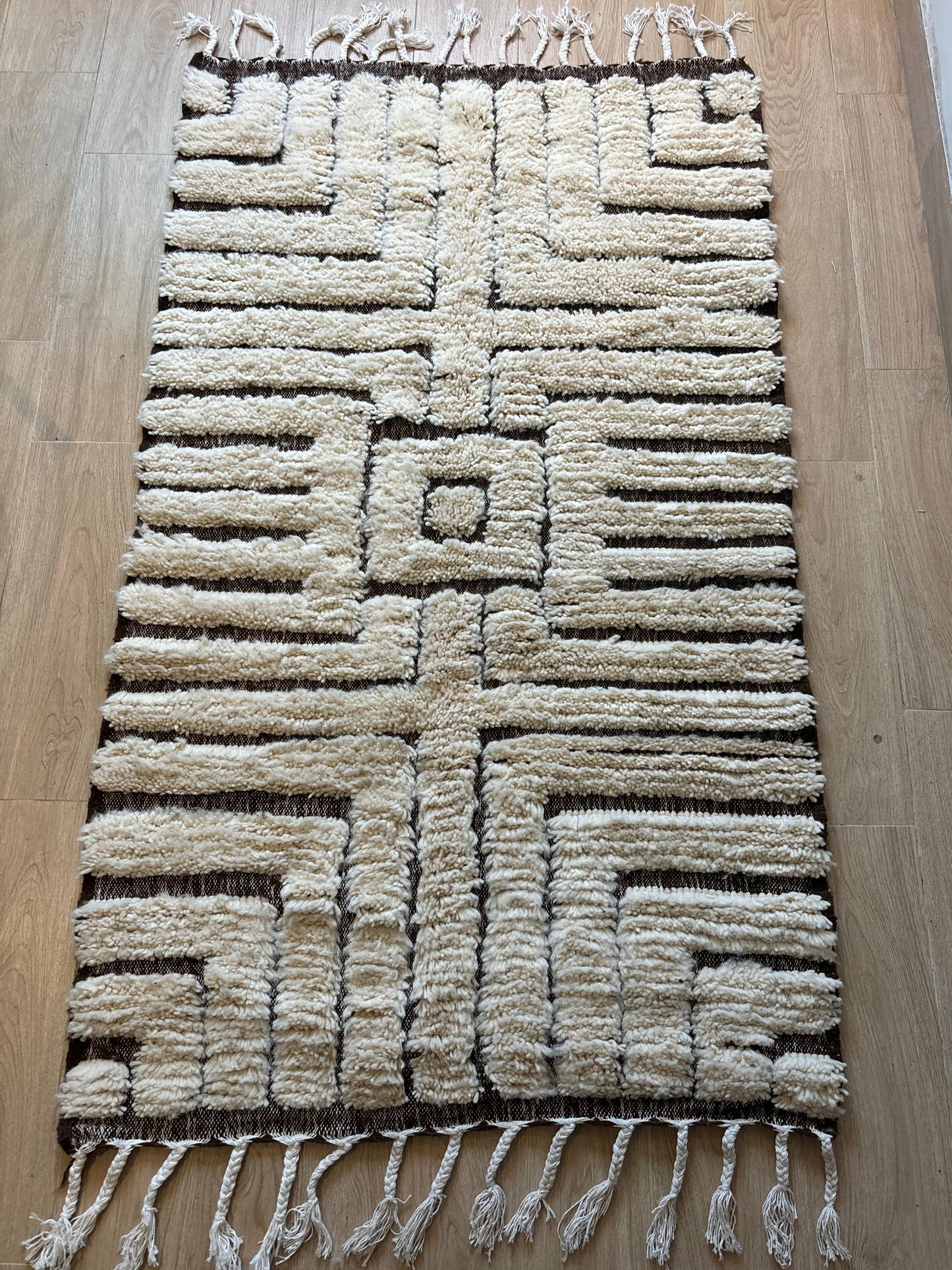Beige Brown Moroccan Wool Rug 6.5x3.3 ft – Handmade Berber Carpet for Interiors