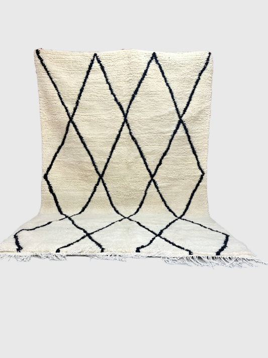 Beige Moroccan Rug – Handwoven Wool Carpet with Diamond Outline Motif