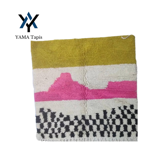 Beige Moroccan Rug 5x5 ft – Pistachio, Pink, and Checkered Wool Carpet