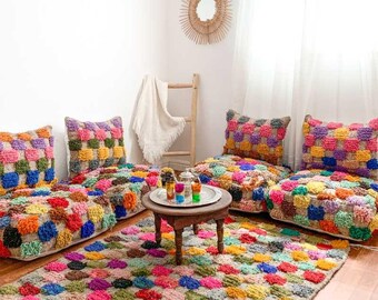 Moroccan Living Room Set – Berber Rug, 4 Poufs & 4 Cushions in Natural Wool