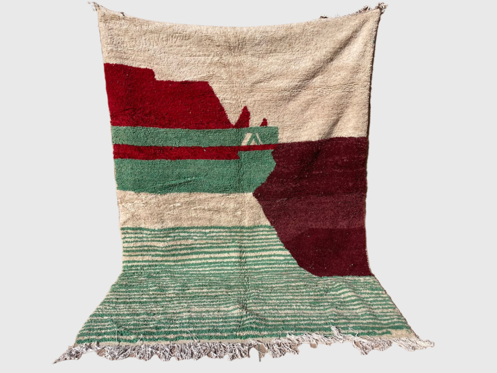 Modern Moroccan rug with red and green abstract pattern, handwoven in wool, 6x9 feet
